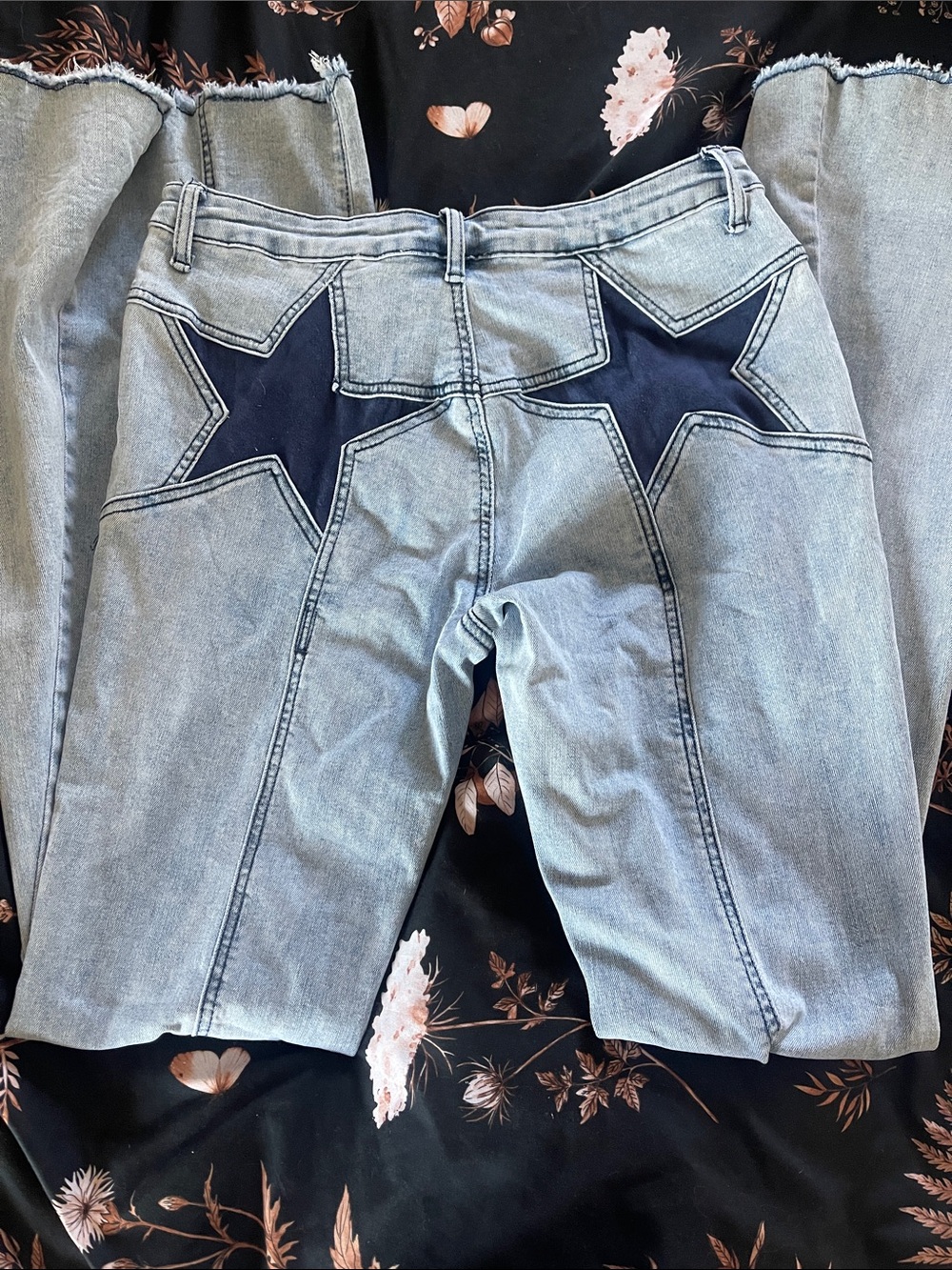 Star-Back Light Wash Flare Jeans - Navy Star Detail
